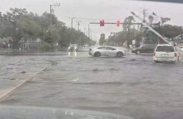 Flood Warning Issued for Manatee County as Heavy Rain Causes Localized Flooding