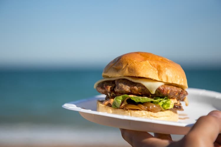 Burger on the beach!