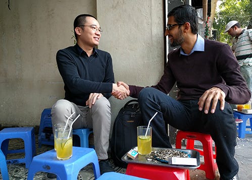 CEO Google ngồi trà chanh vỉa hè cùng Nguyễn Hà Đông - Báo VnExpress Công  nghệ