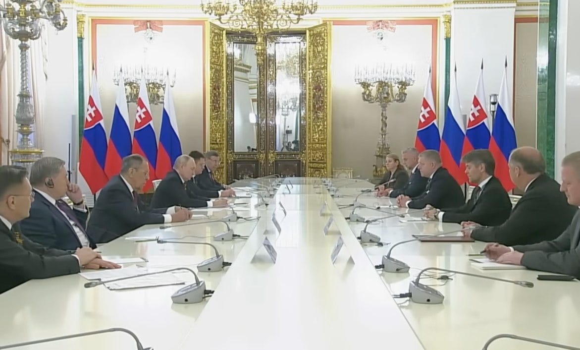 Opis fotky nie je k dispozícii. Opis fotky nie je k dispozícii.