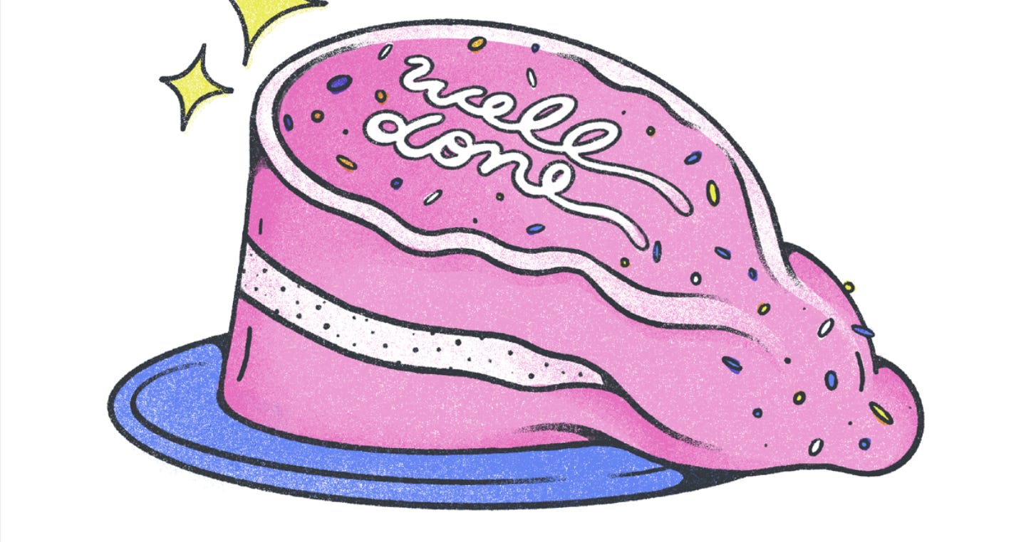 Illustrazione di una torta ricoperta di glassa rosa con la scritta bianca "well done". Un lato della torta si è sciolto e cola di lato.