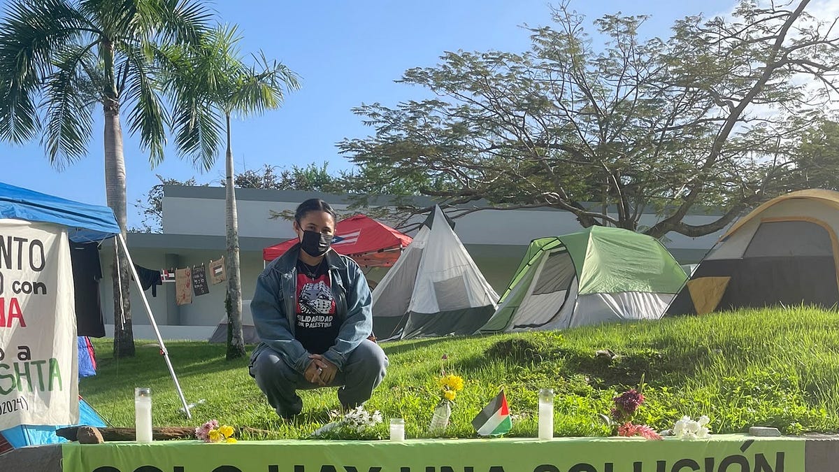 Revolución Es La Única Solución