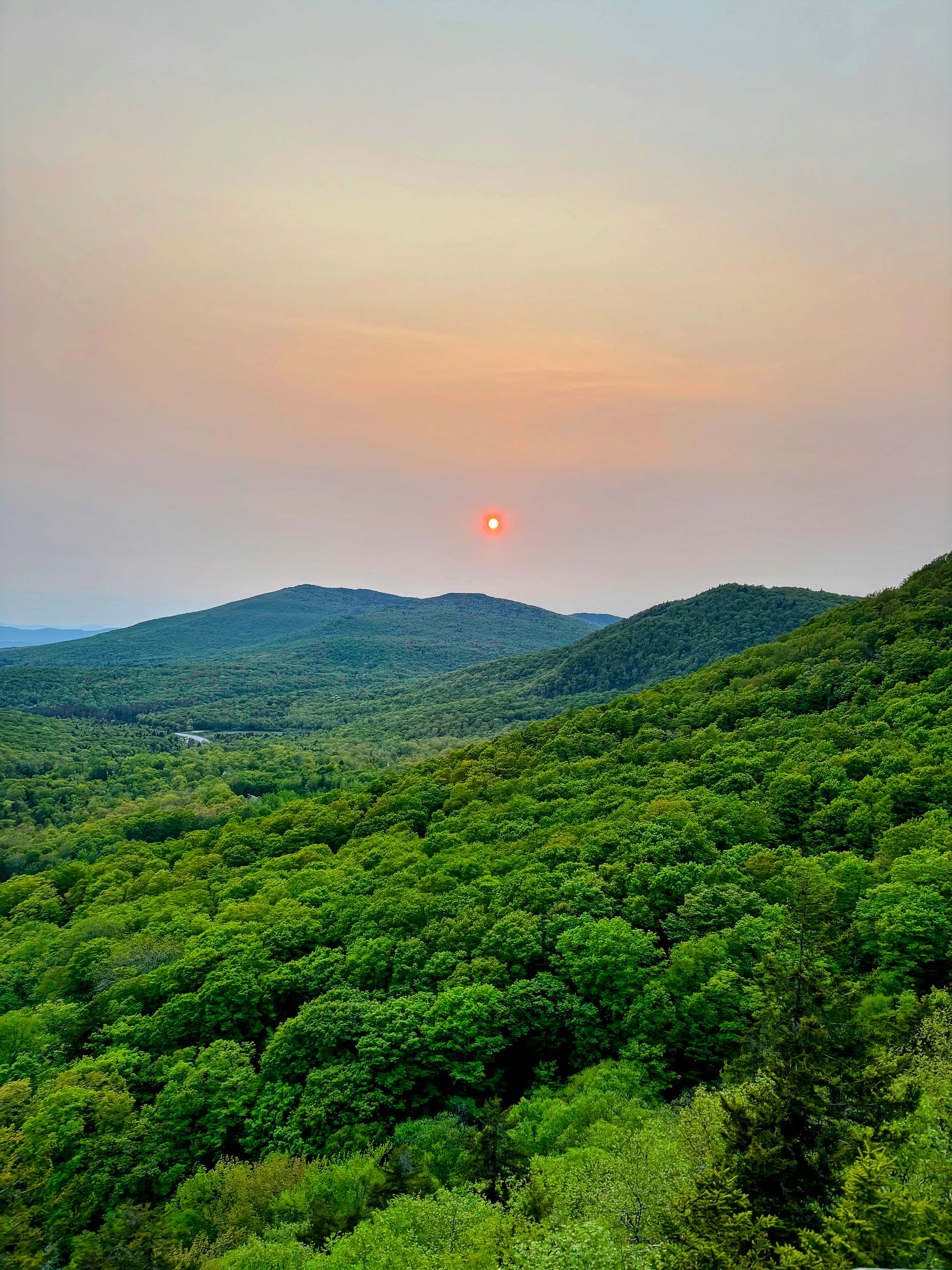 Deer Leap Overlook rock with mountain views in Killington, Vermont. 
