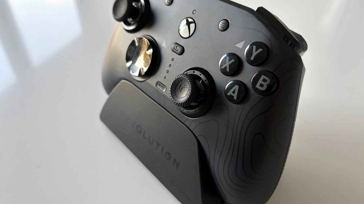 Nacon Revolution Pro X controller Nacon Revolution Pro X controller