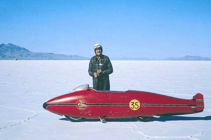 01-burt-munro 01-burt-munro