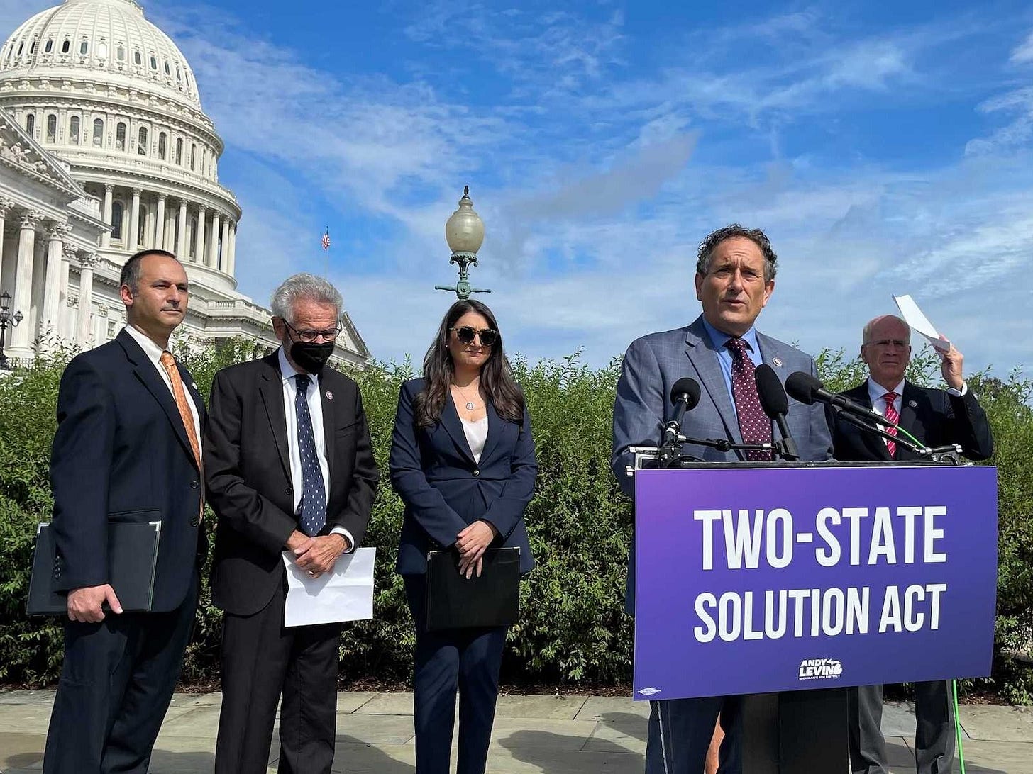 9-23-21-andy-levin-pressconf