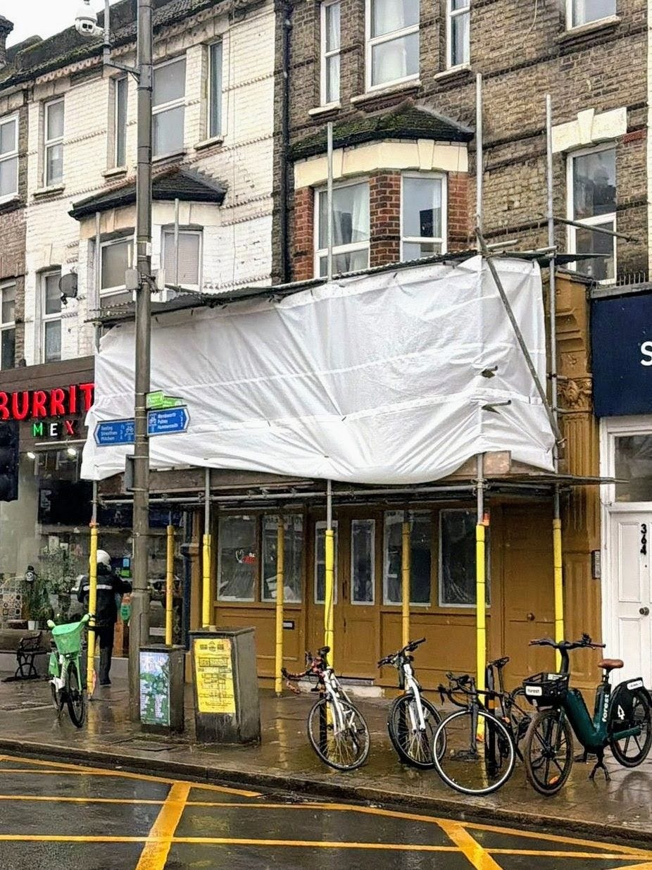 No photo description available.