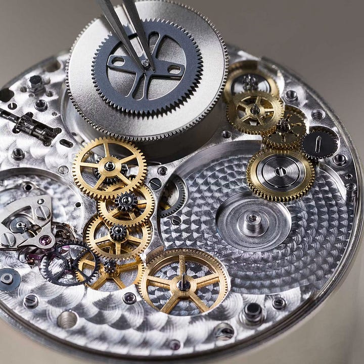 The smaller BVF 100 compared to the BVL 138. Second image: The Naked Watchmaker