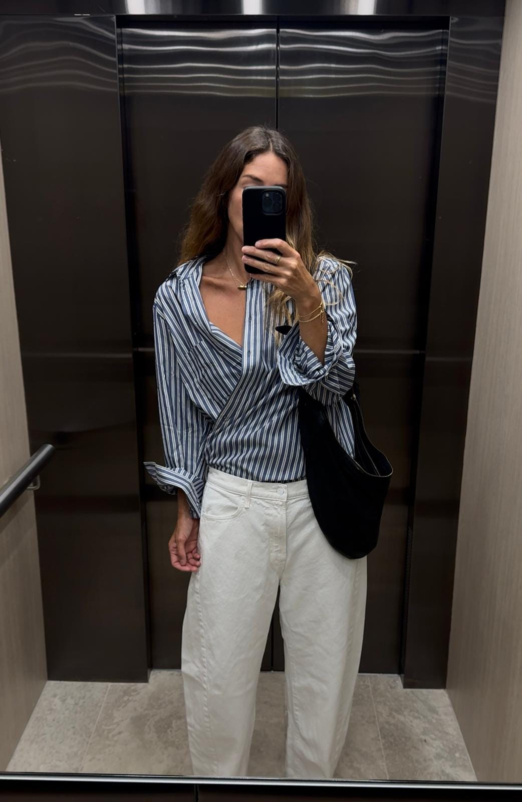 how to dress up a striped shirt How to wear a striped shirt in 10 looks  CAMIXA