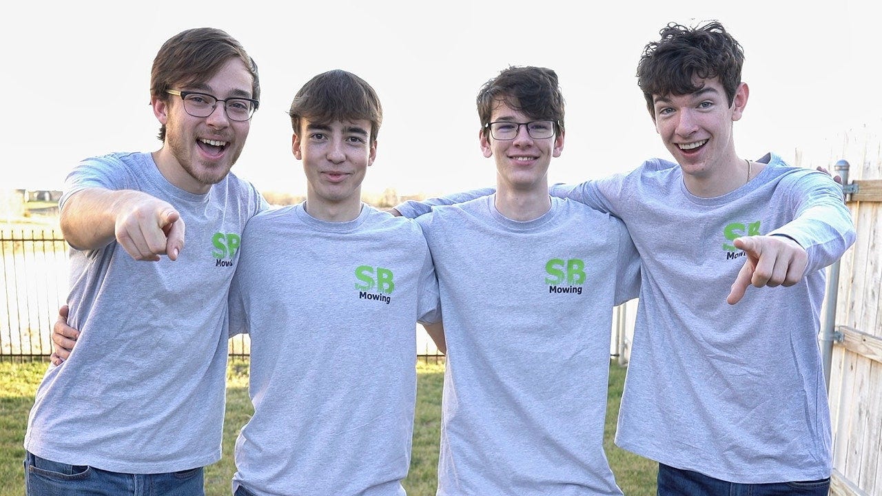 Kansas man and his team mow lawns for free: It's about restoring dignity to  those down on their luck | Fox News