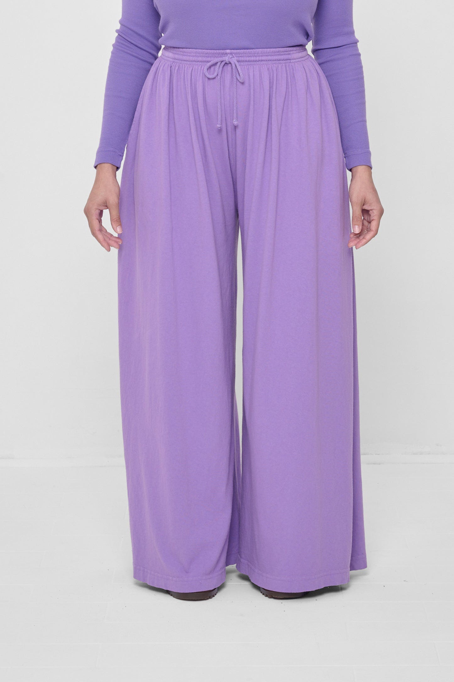 Waist down front view of Carpe Diem Tubular Pants on 5'4" model. Waist down front view of Carpe Diem Tubular Pants on 5'4" model.