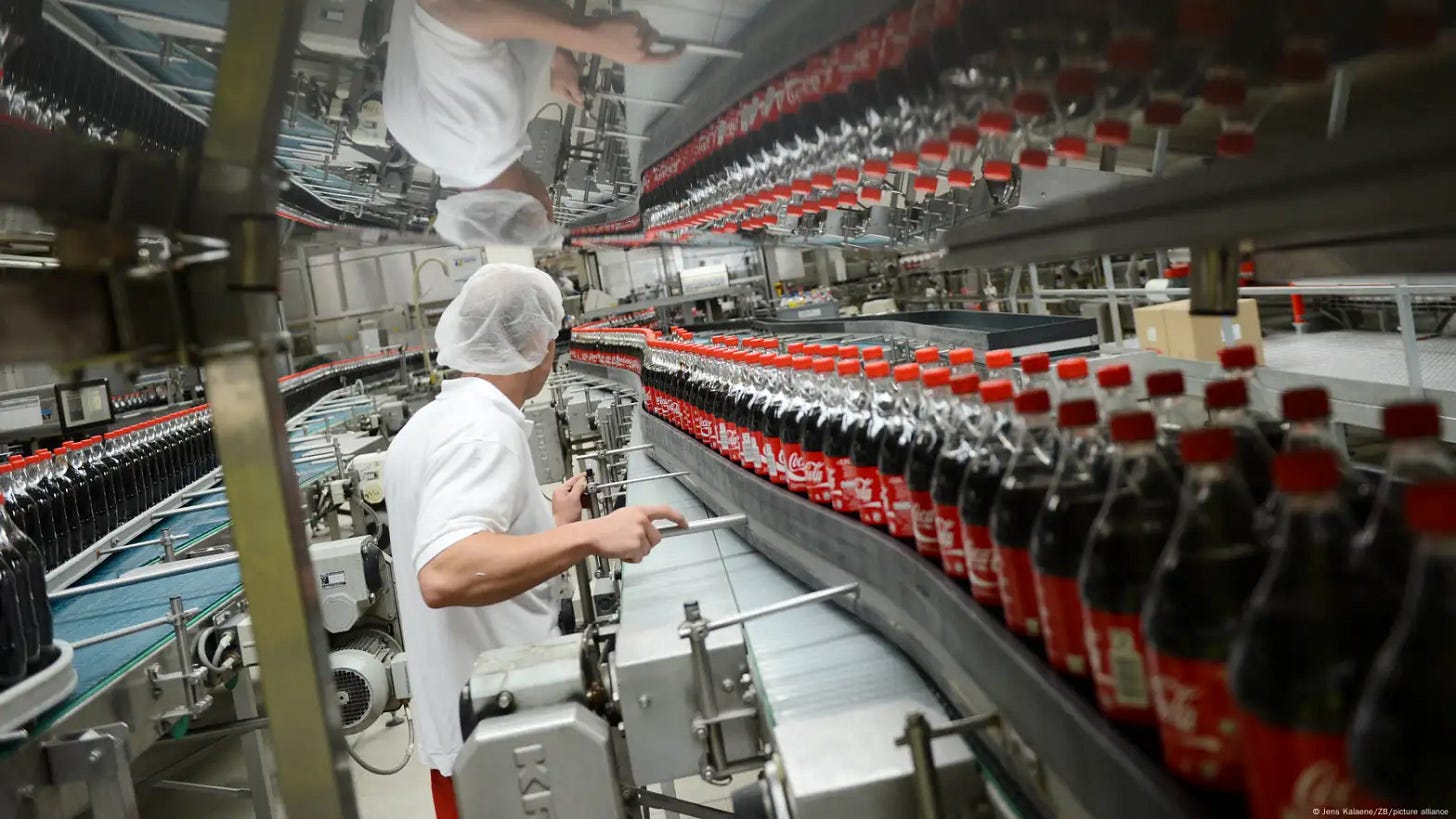 Coca-Cola faz recall de 28 milhões de garrafas na Áustria – DW – 24/10/2024
