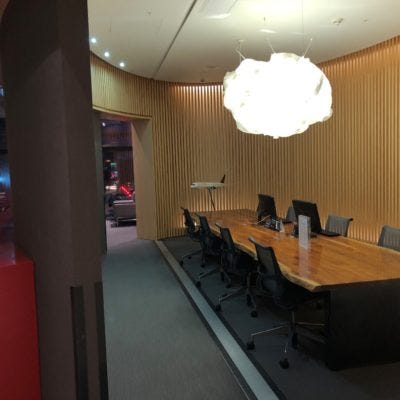 Air Canada Maple Leaf Lounge T2B LHR