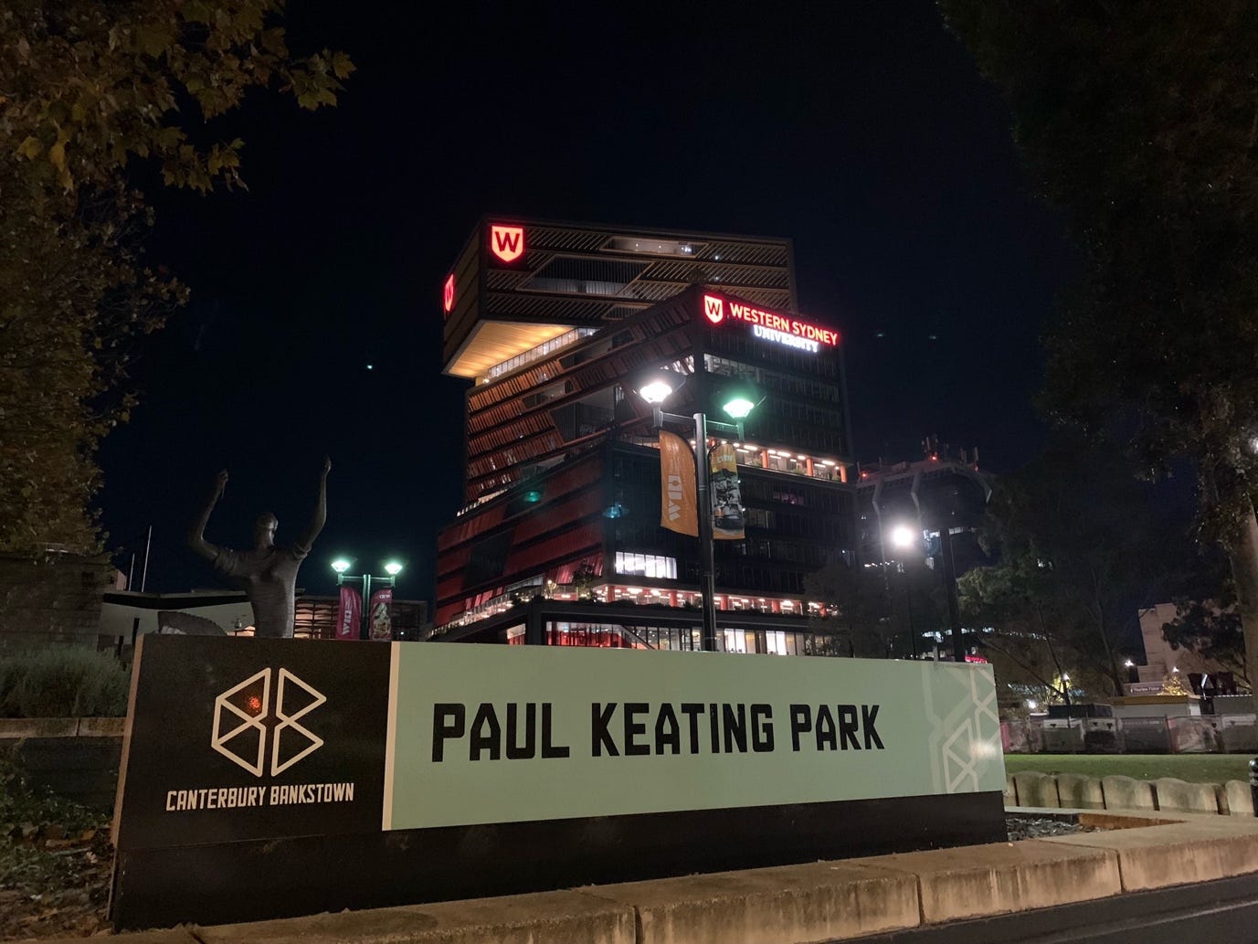 Sign of WSU campus Bankstown and Paul Keating Park