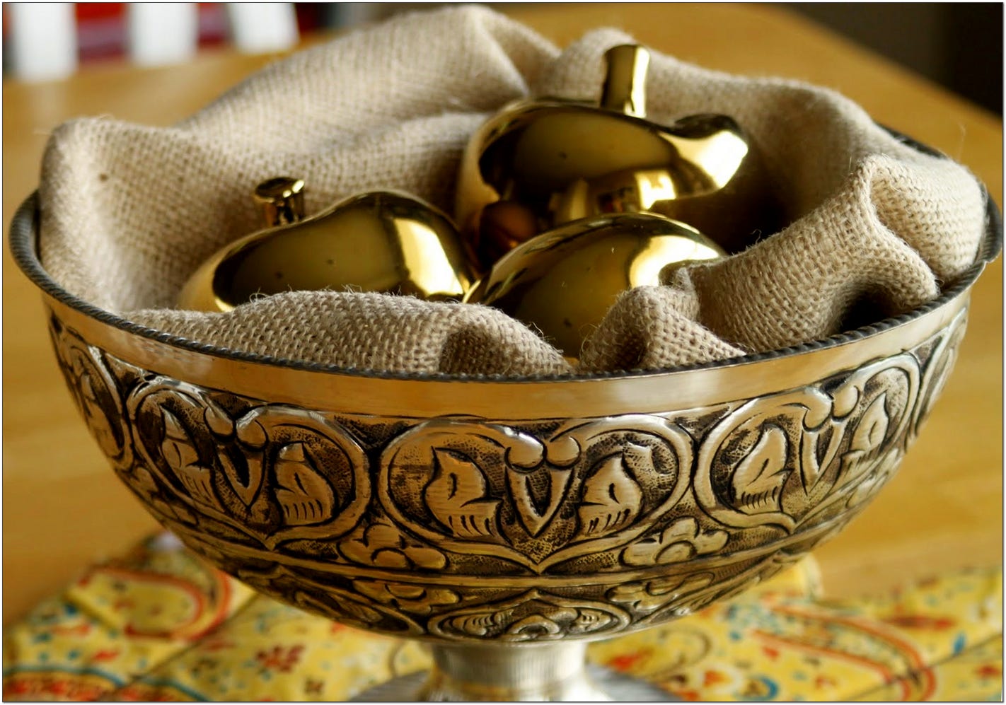 A word fitly spoken is like apples of gold in pictures of silver.