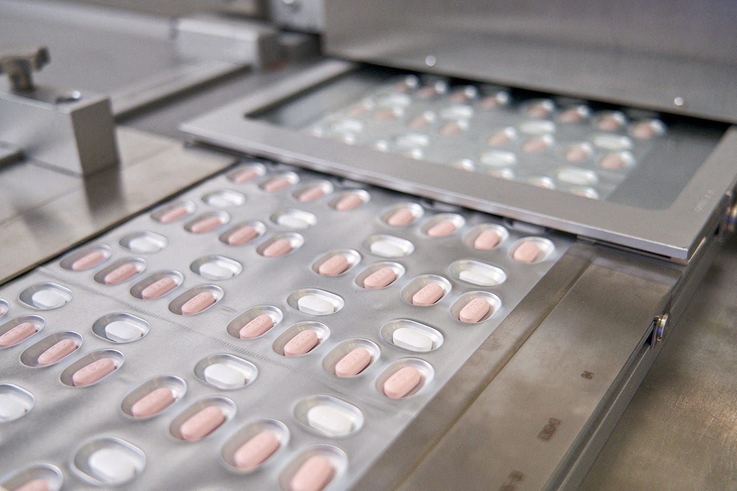 Pfizer's COVID-19 pill Paxlovid is packaged in Ascoli Pfizer's COVID-19 pill Paxlovid is packaged in Ascoli