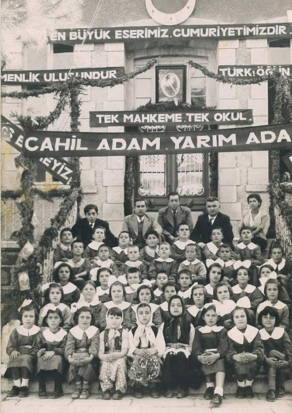 Students at a Turkish school in Izmir, 1938, during Atatürk's reign, reflecting the nation's modernization efforts.