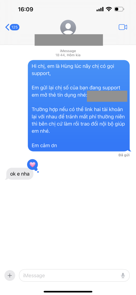 Tin nhắn trao đổi với nhân viên chăm sóc khách hàng HSBC về việc mở tài khoản