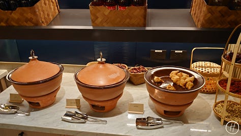 Breakfast selection at Courtyard by Marriott