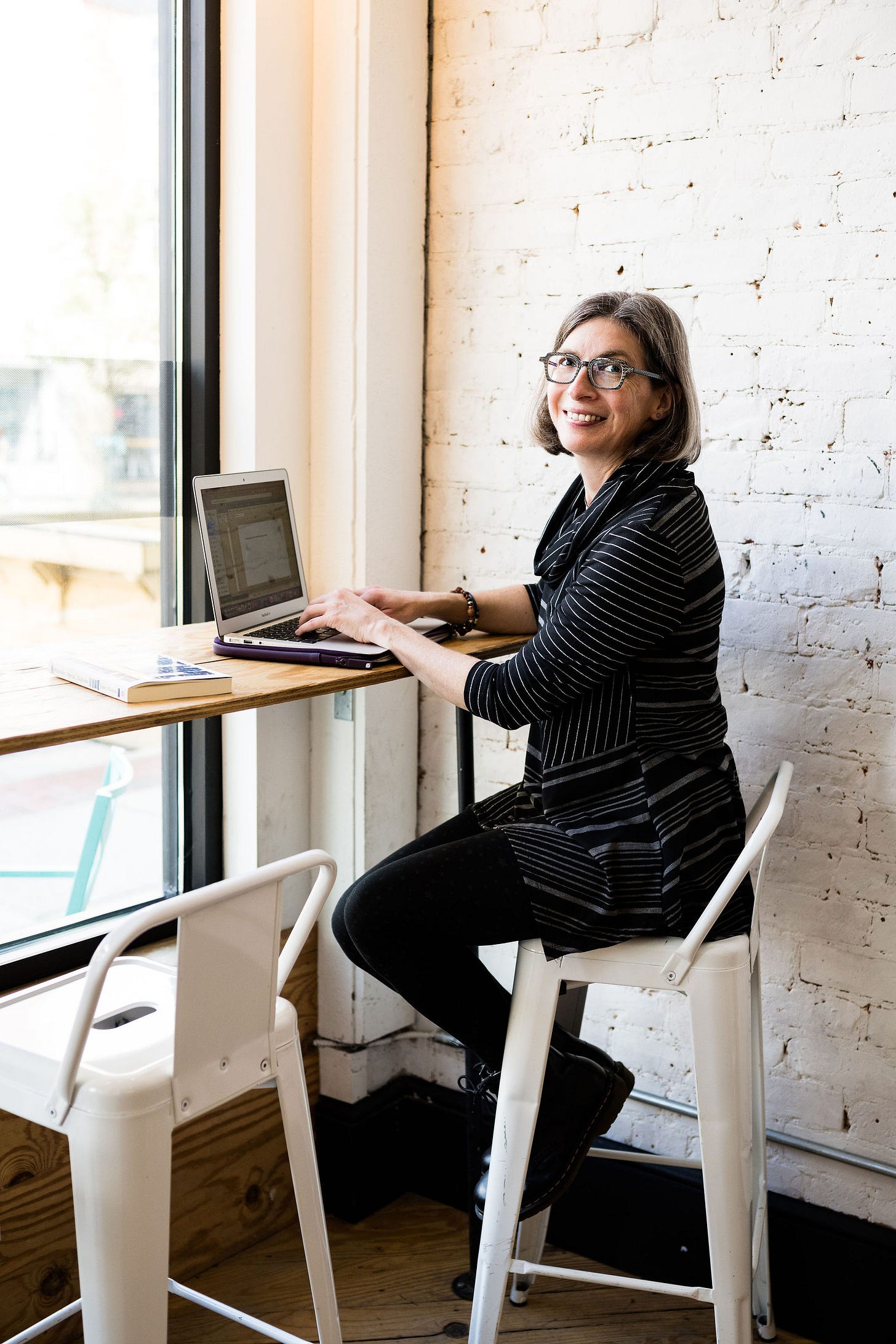 Photo of Jessica Klimesh at computer