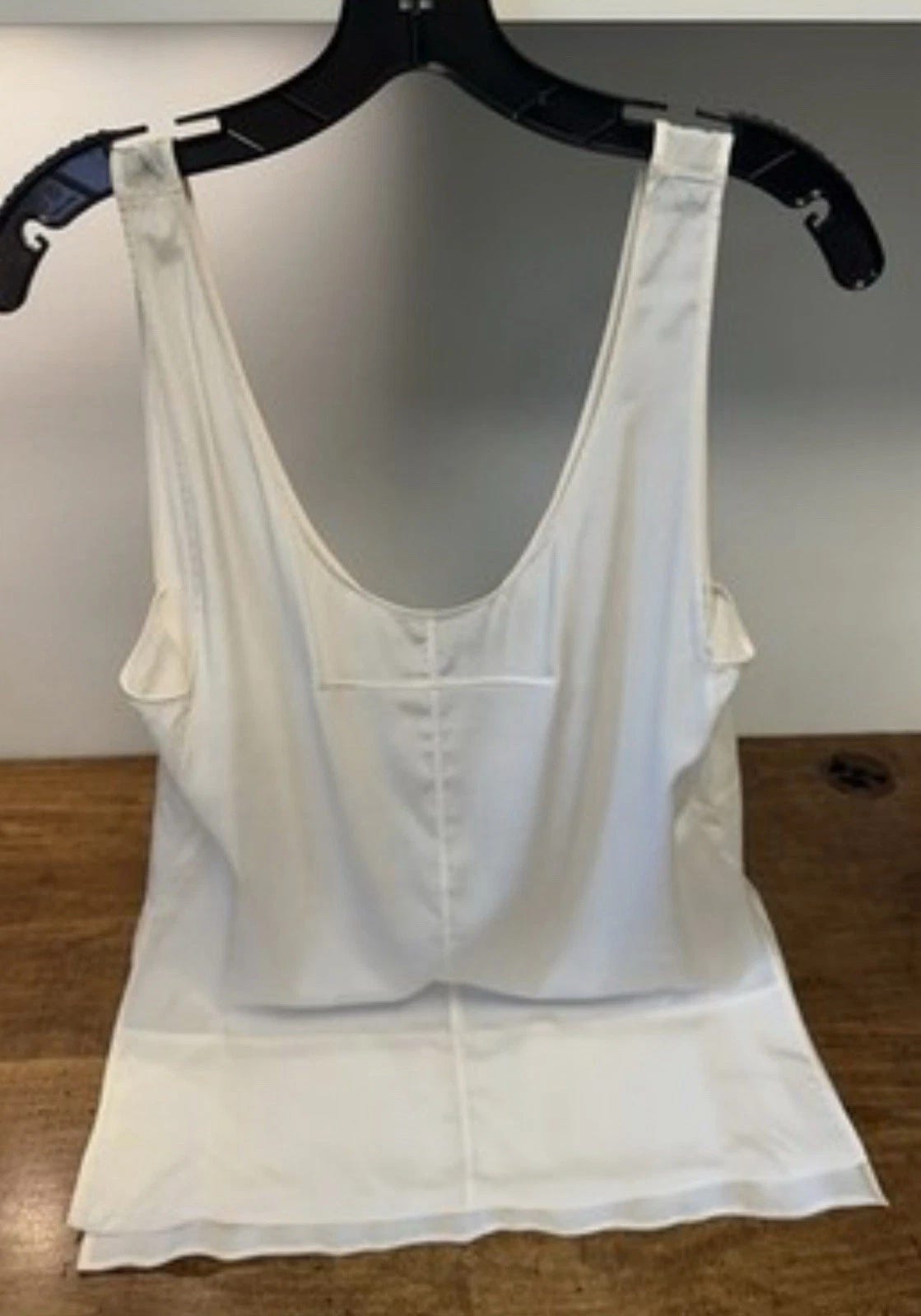 EMILIO PUCCI Blouse Tank Silk 100% Sleeveless Ivory  Sz 8 - Picture 1 of 5