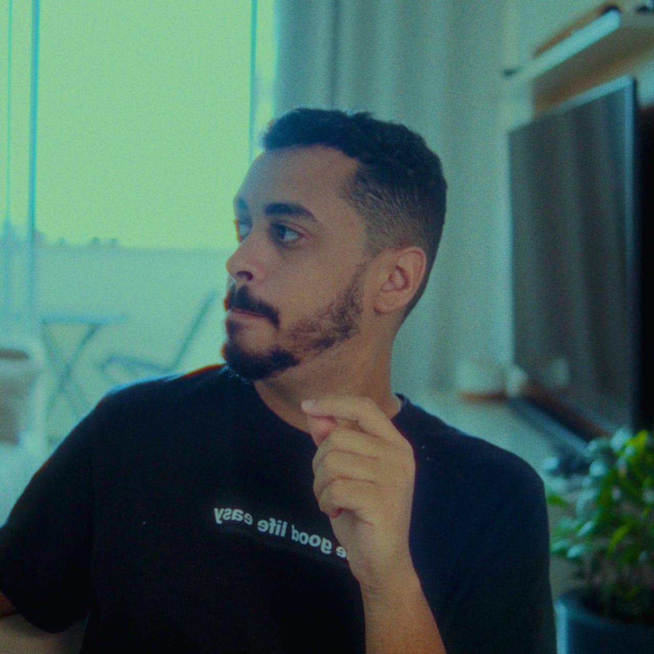 postei e saí correndo