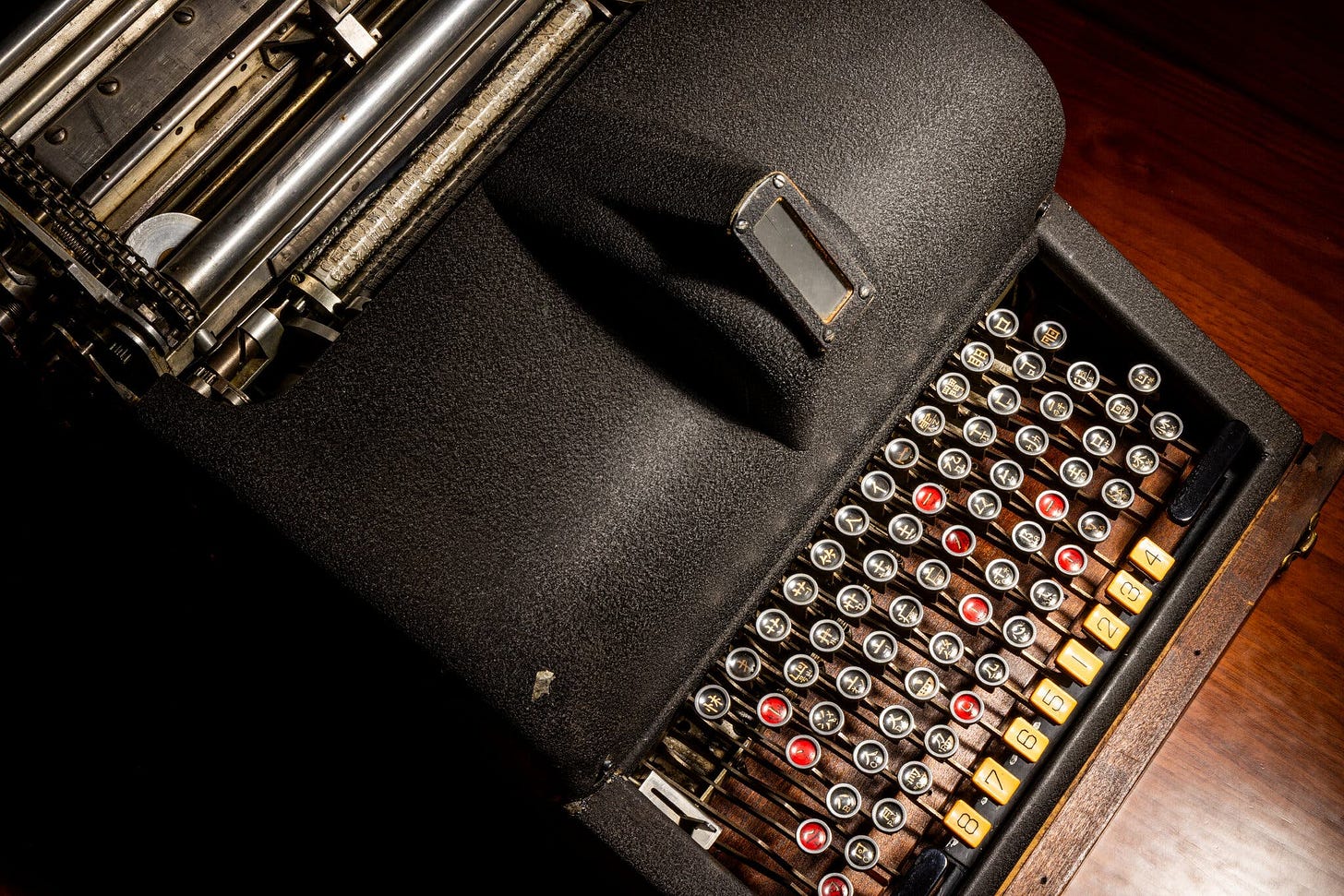 https://static01.nyt.com/images/2025/07/22/multimedia/22met-typewriter-01-jkzw/22met-typewriter-01-jkzw-superJumbo.jpg?quality=75&auto=webp https://static01.nyt.com/images/2025/07/22/multimedia/22met-typewriter-01-jkzw/22met-typewriter-01-jkzw-superJumbo.jpg?quality=75&auto=webp