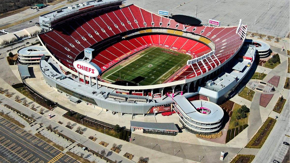 Inside the Billion-Dollar Battle for the Kansas City Chiefs