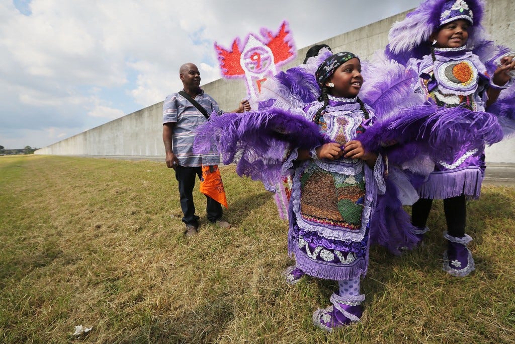 Photos: Through tears and cheers, New Orleans honors victims 10 years after  Hurricane Katrina | PBS News