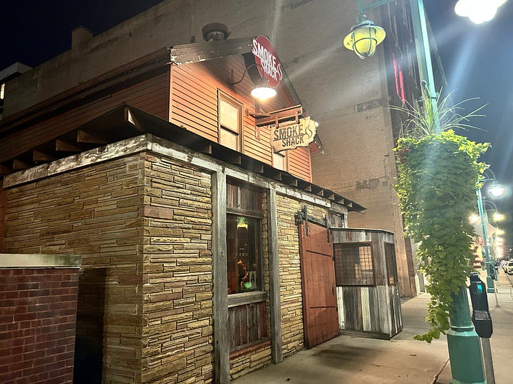 tray, food, drink, building