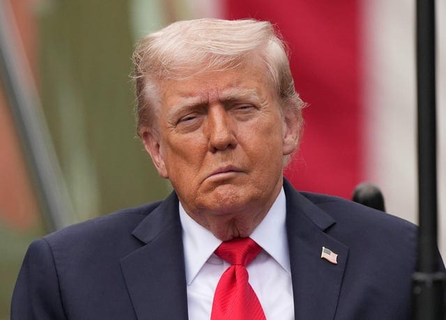 r/pics - The right side of Trump's face visibly drooping during a 9/11 memorial r/pics - The right side of Trump's face visibly drooping during a 9/11 memorial