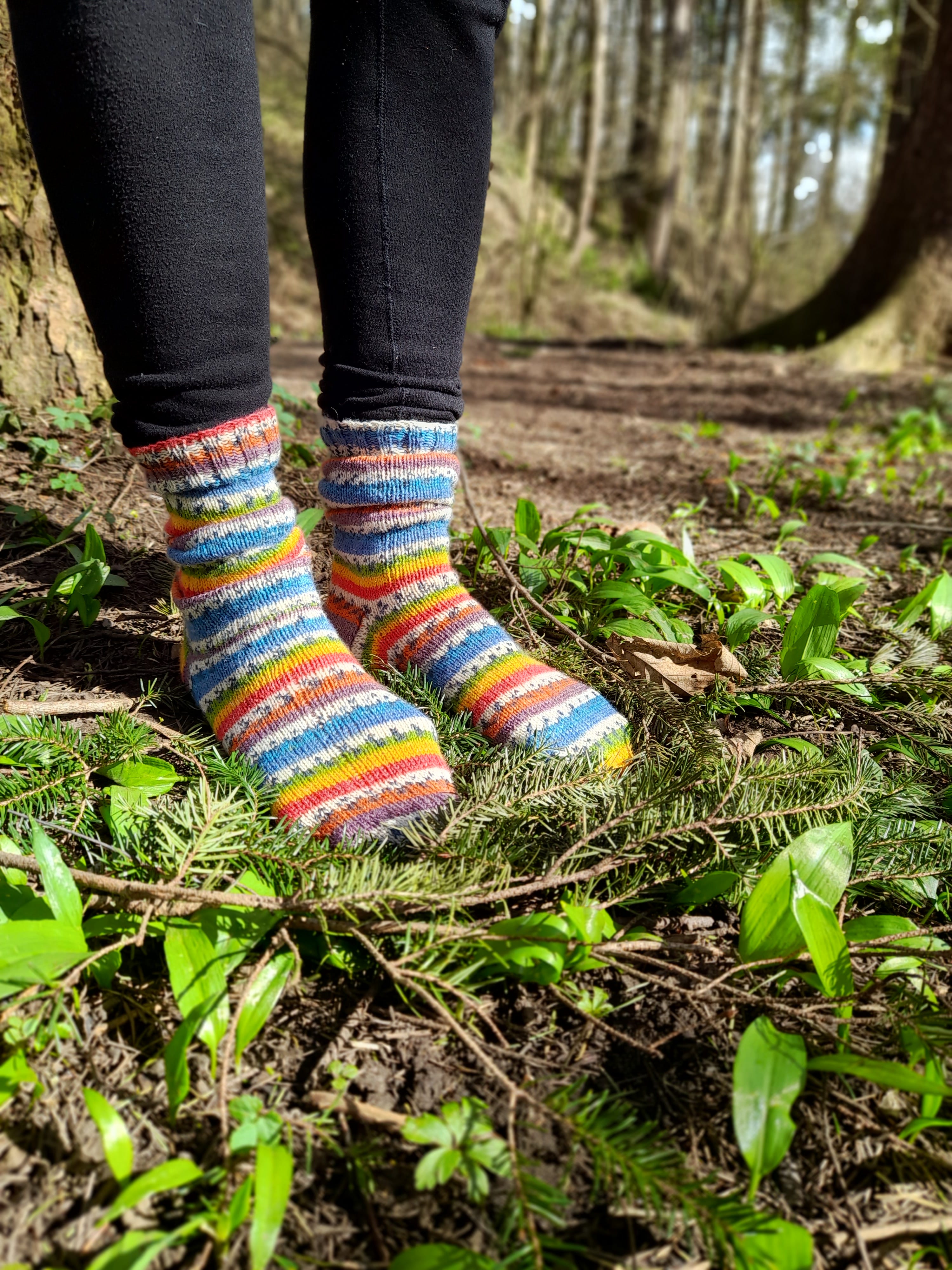 【新品】THE TOE Piccadilly Knit Rebellious Socks - by Kate Stuart - The Phoenix Green
