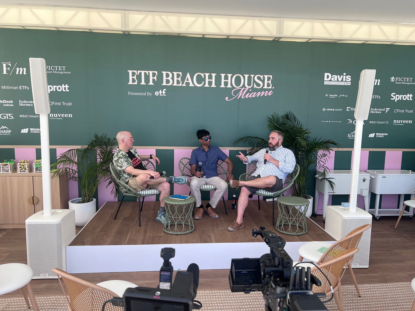 No alternative text description for this image