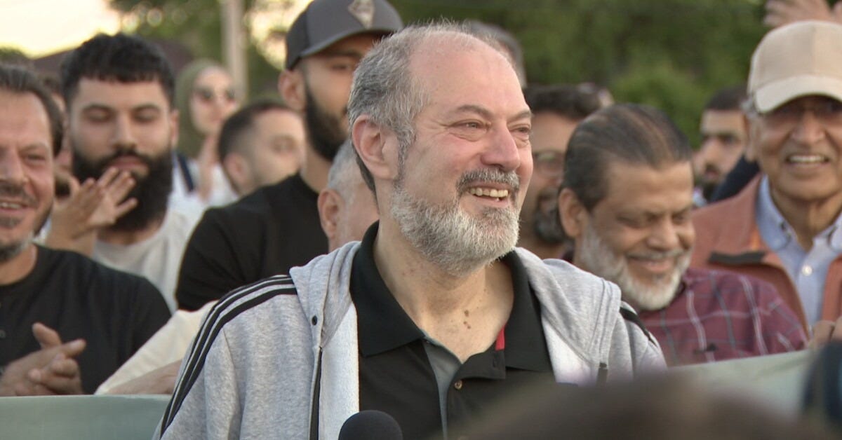 Salah Sarsour returns home after judge orders his release from ICE detention Salah Sarsour returns home after judge orders his release from ICE detention