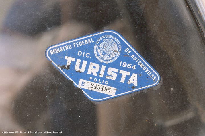 Odd characteristics of the car, including a Mexico turista window sticker and 1963 magazines on its rear seat, appear to have been deliberately planted. (Collection: photographer, Copyright © 1989 Richard Bartholomew All Rights Reserved)