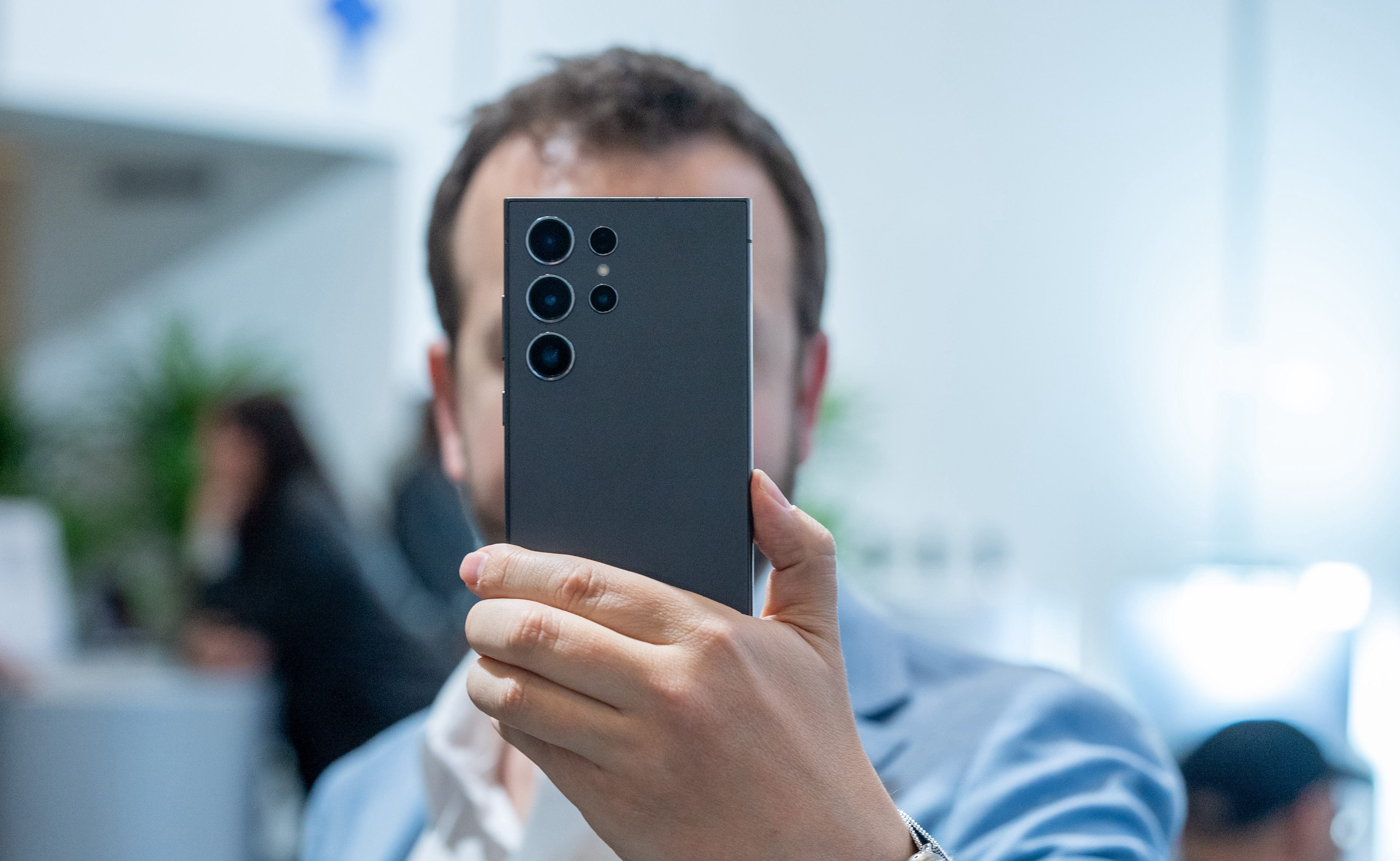 Samsung Galaxy S24 Ultra back of the phone Samsung Galaxy S24 Ultra back of the phone