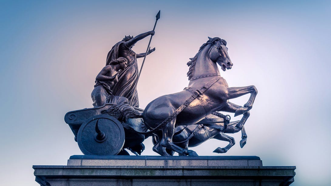 A photo of the statue of Queen Boudica in her chariot in London