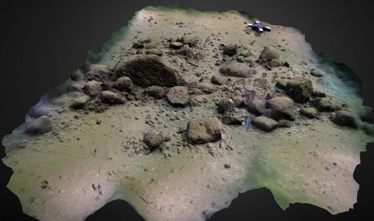 Megaestrutura gigante de 1 km de comprimento descoberta sob o Mar Báltico. Megaestrutura gigante de 1 km de comprimento descoberta sob o Mar Báltico.