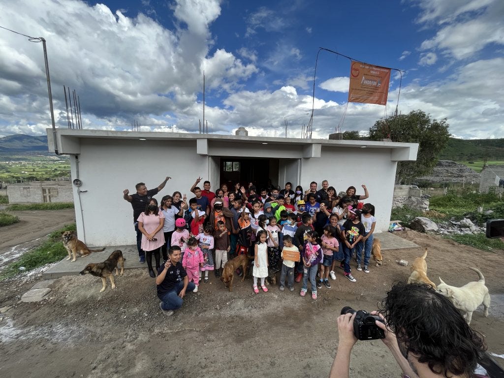 Inauguración del centro comunitario de Utopía AC en la colonia Escalerillas, en Chimalhuacán, el 1 de septiembre de 2022. Foto: JSG Inauguración del centro comunitario de Utopía AC en la colonia Escalerillas, en Chimalhuacán, el 1 de septiembre de 2022. Foto: JSG
