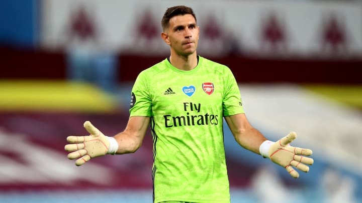 Arsenal Ready to Offload Emiliano Martínez