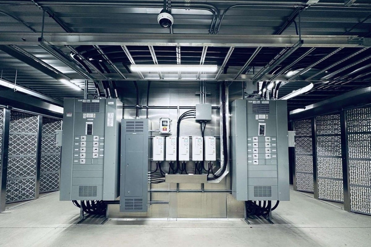 IREN Targets 57 EH/s Bitcoin Hashrate with $1B Raise