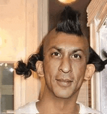 Hakla Shah Rukh Khan Meme - Hakla Shah rukh khan - Discover & Share GIFs