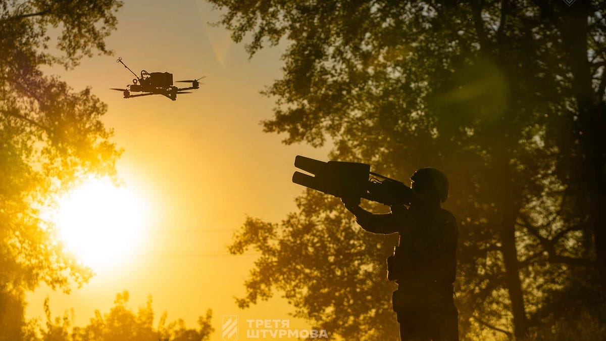 Robotic Air Assaults as Vivaldi Rolls Forward, Russia Attacks Ukrainian Digital Infrastructure, Trump and Xi Meet. My Weekly Update.