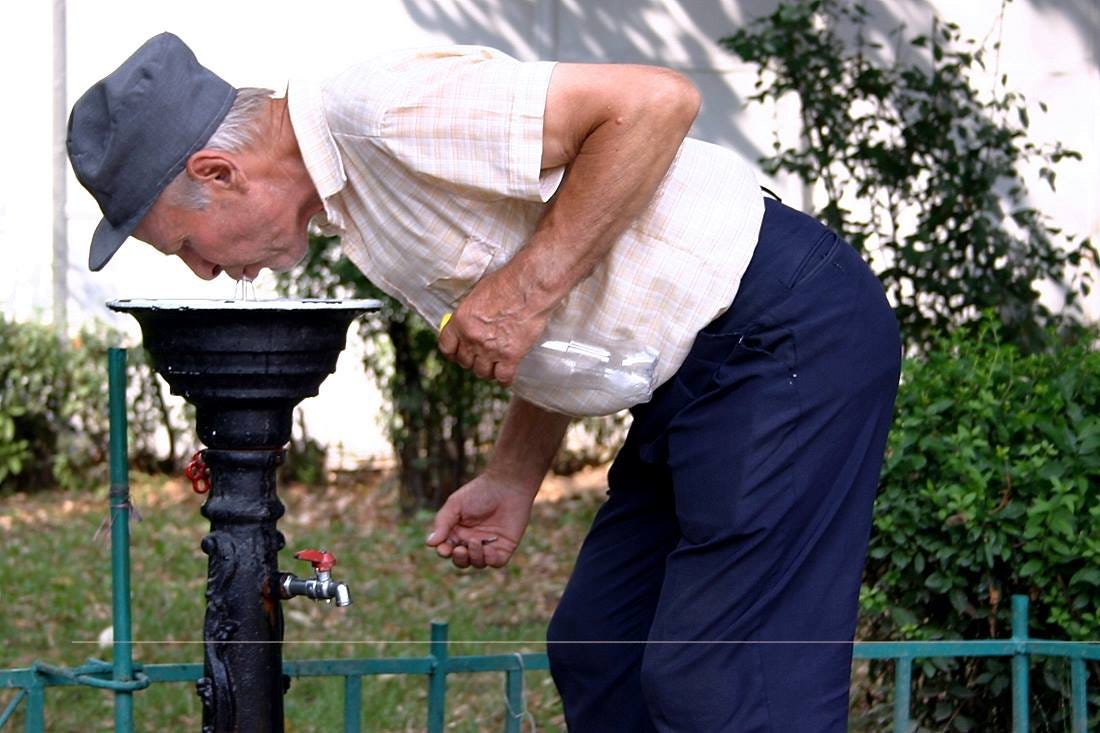 Nu este disponibilă nicio descriere pentru fotografie.