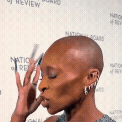 Cynthia Erivo The Concept GIF – Cynthia erivo The concept Itching brain –  otkrijte i dijelite GIF-ove