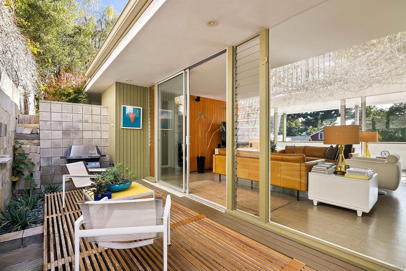 carousel photo #9 (MLS)