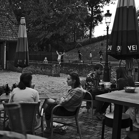 an ongoing photographic project in which I capture life in my hometown of Bruges 