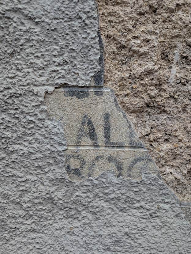 A close up of a wall

AI-generated content may be incorrect.