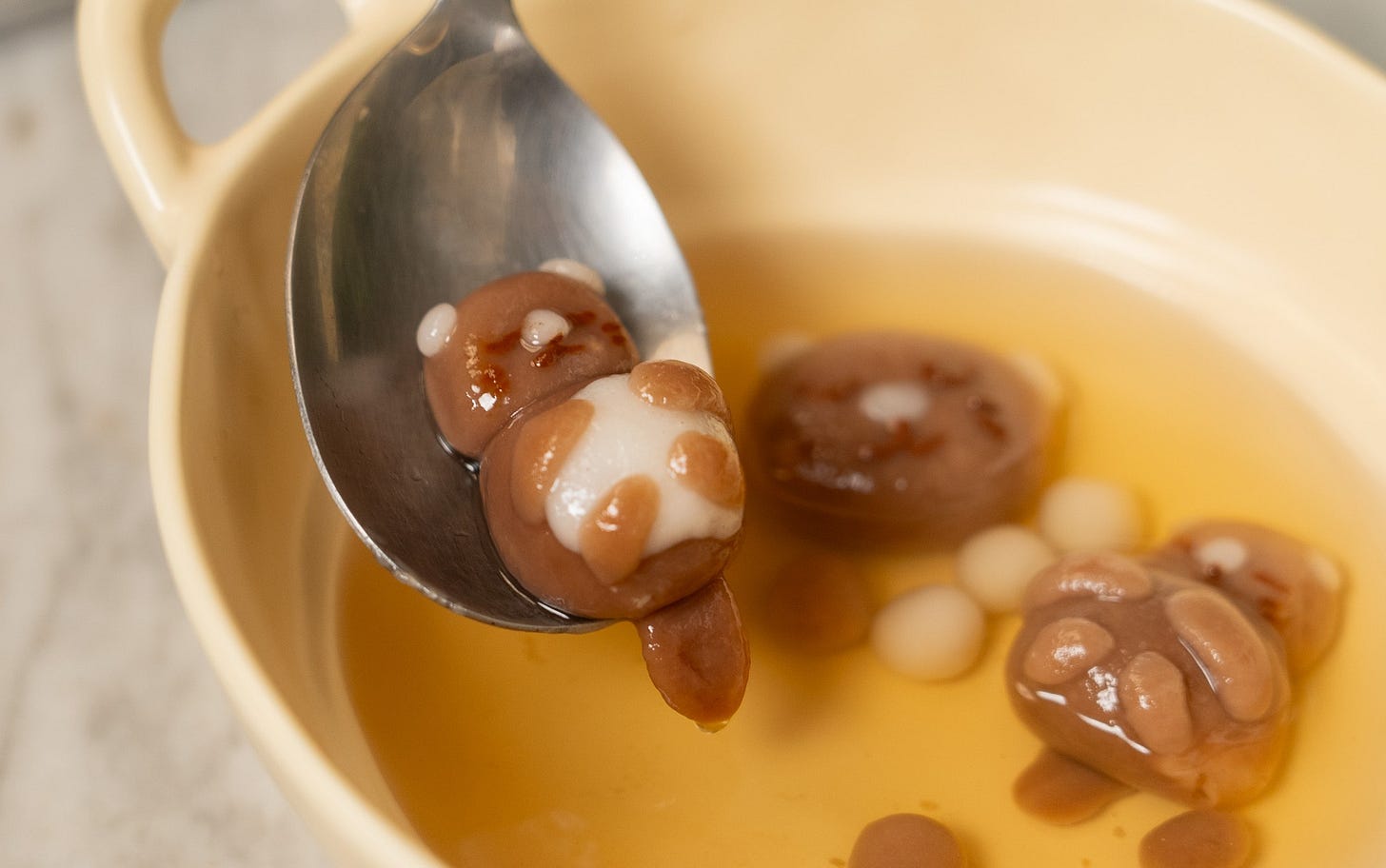 otter shaped tang yuan