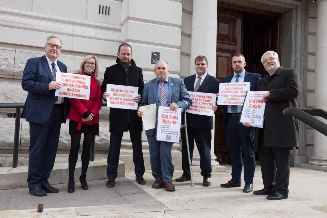 La direction du lobby pro-voitures londonien, FairFuel UK La direction du lobby pro-voitures londonien, FairFuel UK